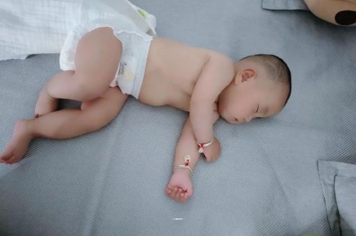 沧县怀孕多久肚子会胀气